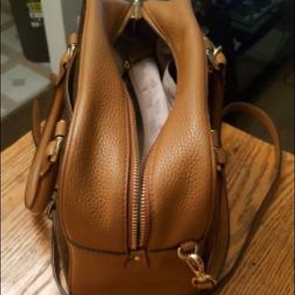 100% Authentic Leather Tote/Satchel - Picture 2 of 3